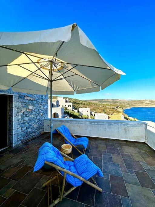 Cozy Cliff Tower W/ Breathtaking Sea Views Villa Agios Georgios Minas Esterno foto